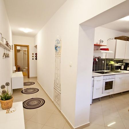 Adela Apartments Dramalj Exterior foto